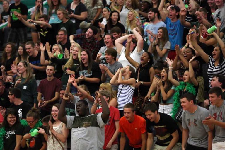 A New Year Welcomes The Largest Freshman Class In Sru History The Rocket